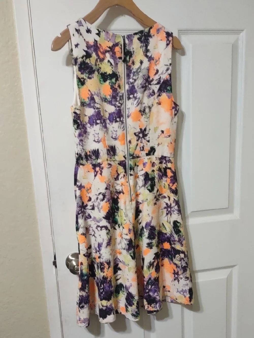 Maeve anthropology Cream Dress with Orange, Purple & Green Floral Print Size 2.